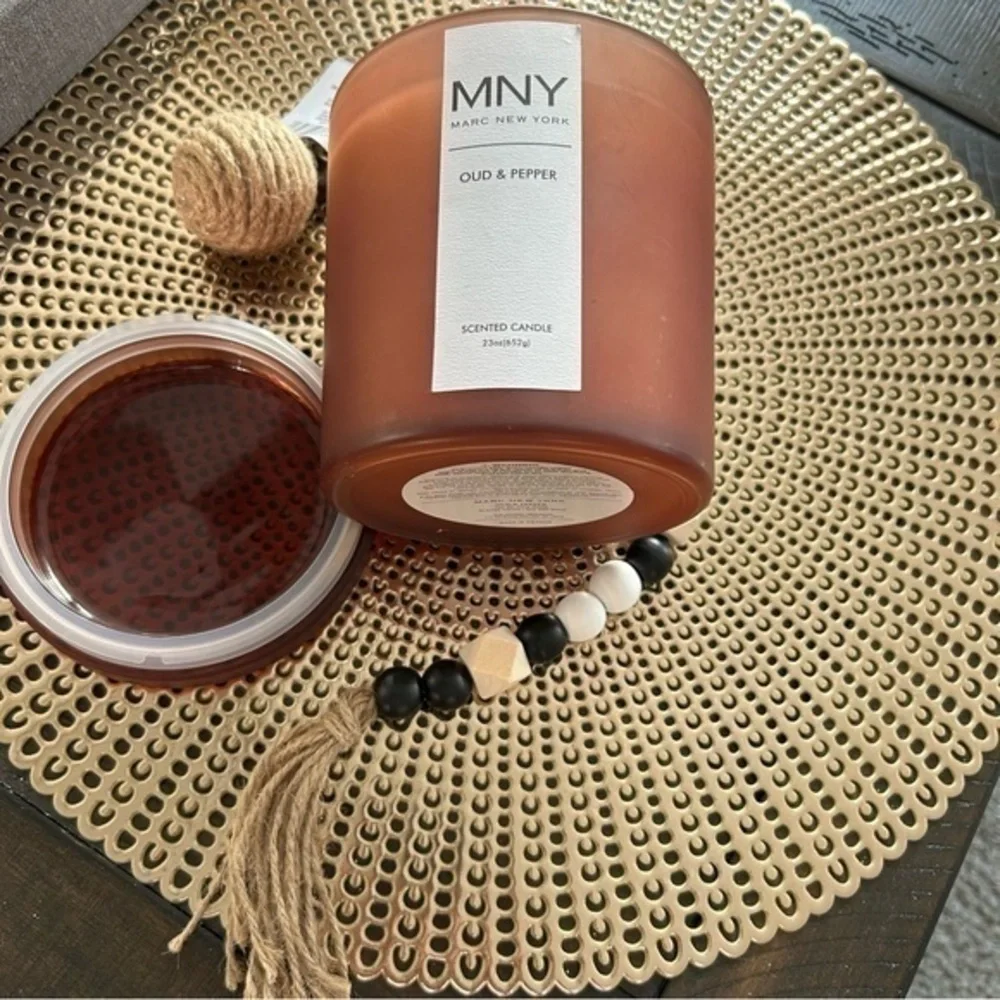 ✨NWT Marc New York MNY 3 wick candle 🕯️- OUD & Pepper 🌶️
